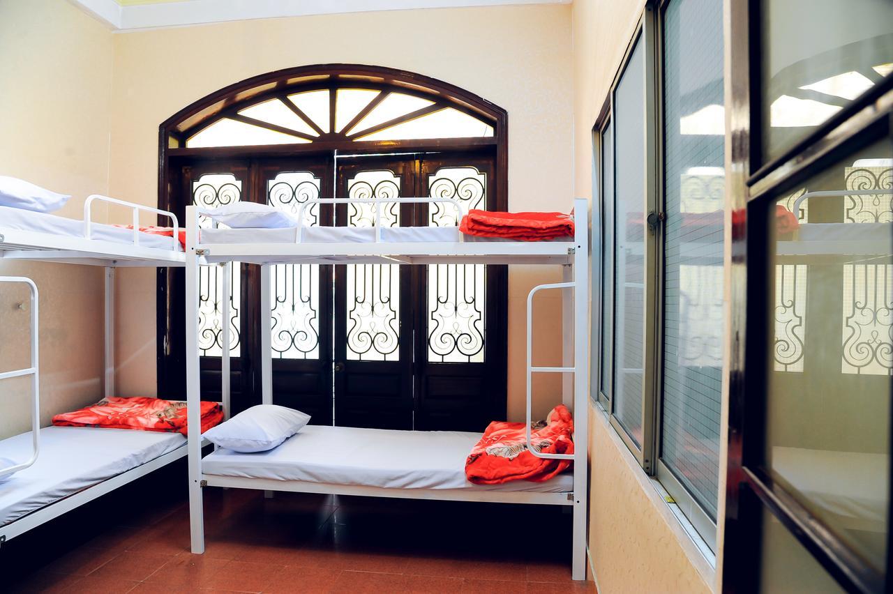 Queen Homestay Hue Exterior photo