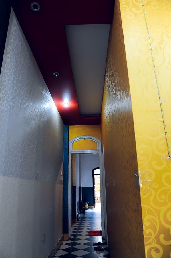 Queen Homestay Hue Exterior photo